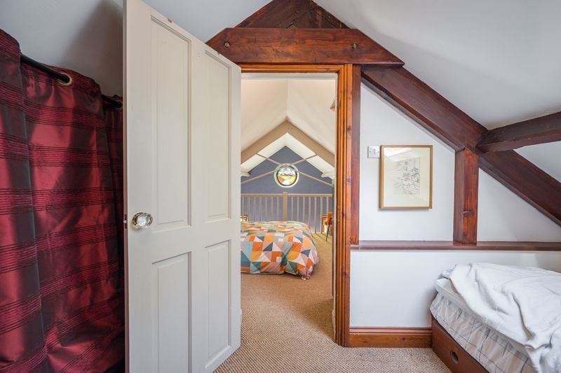 Bedroom- click for photo gallery